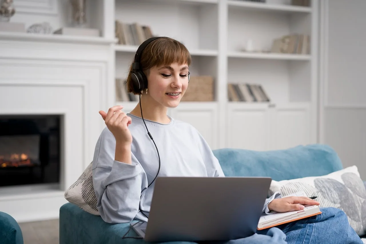 care learning, online carer courses, online healthcare courses. Online course marketing platforms compared for creators who teach