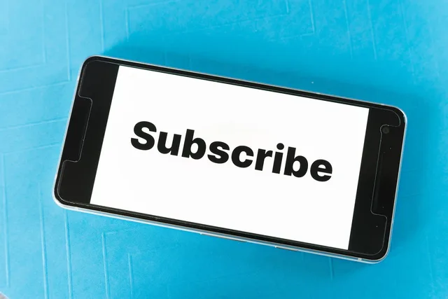 mockup, screen, smartphone, website, blog, word, subscribe, social, media, channel, subscription, money, sale, youtube, contract, e commerce, number, netflix, streaming, stream, video, subscribe, subscribe, subscribe, subscribe, subscribe, youtube. Creator business models mistakes and practical fixes