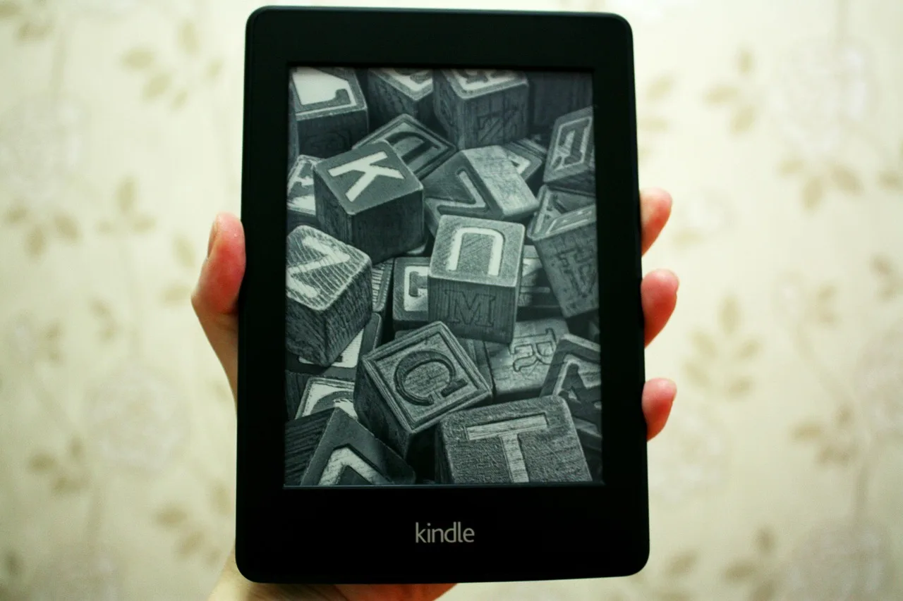kindle, paper white, touchscreen, electronic book, modern, technology, digital, device, e-book, reading, display, e-reader, information, literature, reader, screen, kindle, kindle, kindle, kindle, kindle. Named ebook marketing examples to test before you commit