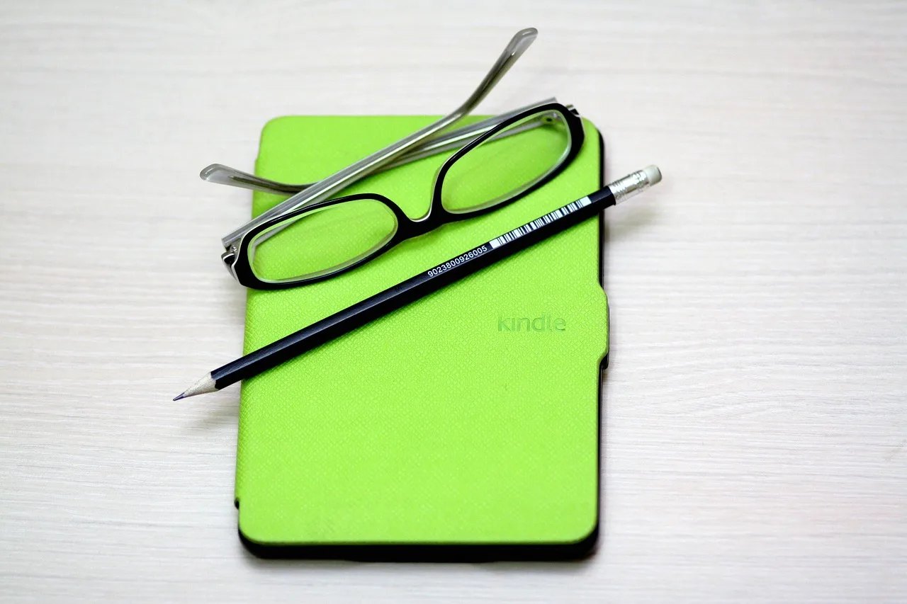 kindle, paper white, book, device, glasses, e-book, pencil, electronic, reading, reader, education, e-reader, information, screen, display, touch, learning, page, technology, digital, amazon. Ebook marketing claims about format: what to test first