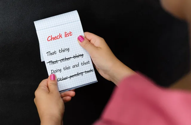 checklist, tasks, notepad, note, items, paper, priorities, organization, list, closeup, checklist, checklist, checklist, priorities, priorities, priorities, priorities, priorities. What a serious online course marketing checklist covers